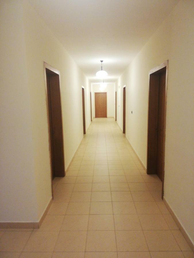 Hotel Albania Golem Exterior photo